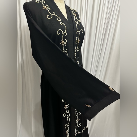 Black pearl beaded abaya dress - Picture 6 of 7